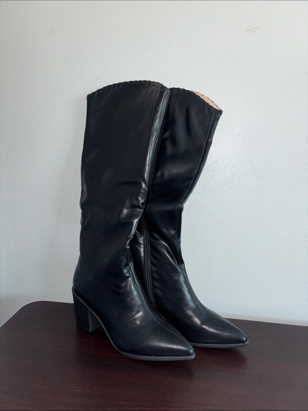 Journee Collection Black Knee-High Block Heel Boots - Picture 4 of 16